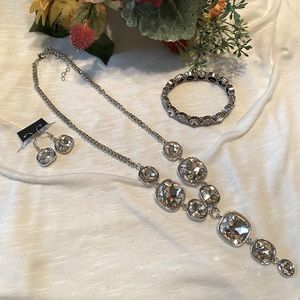 Necklace and Bracelet Set